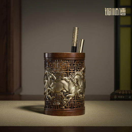 铜师傅《八骏笔筒》书房客厅铜摆件 家居工艺品 老师礼物 商品图0