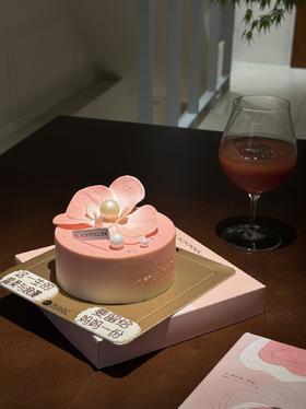 把对妈妈的温柔与爱都藏进花里🌸