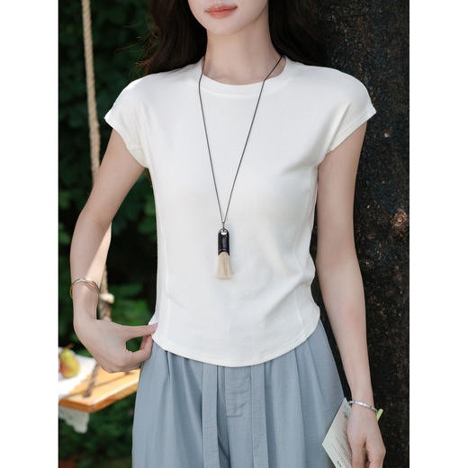 鹿向南「软糯云白」白色T恤女夏季新款小众垂感修身正肩短袖上衣 商品图4