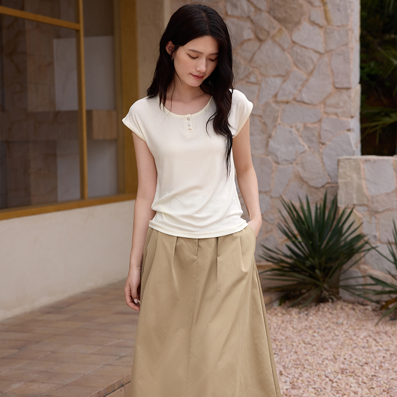 有进口凭证！【特妮娜 天丝醋酸羊毛•亨利领T】面料全部采用进口材质 采用新式高密窄针工艺 车线高密平整 无多余线头 精致做工 简约百搭  上身不粘肤 透气排汗