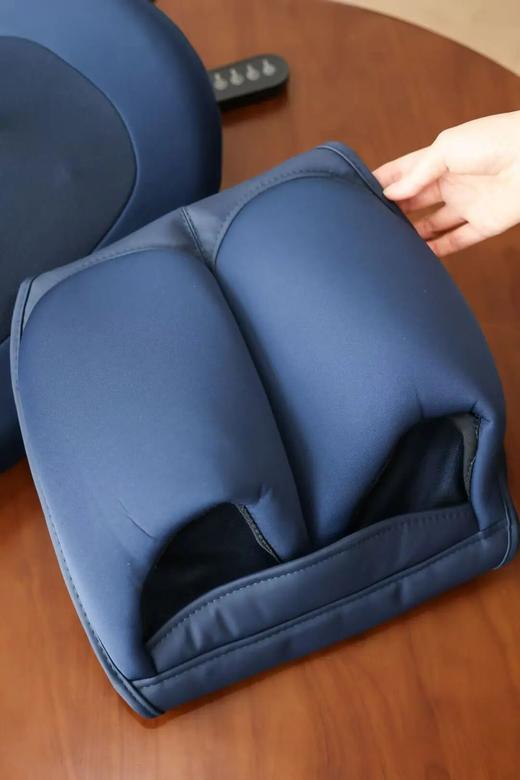 【飞利浦·足部按摩器 】 仿人手劲道力度，恒温热敷舒缓双脚 商品图5