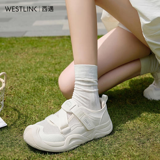 西遇运动玛丽珍鞋女2026新款夏季镂空透气厚底增高魔术贴休闲凉鞋V0566373 商品图1