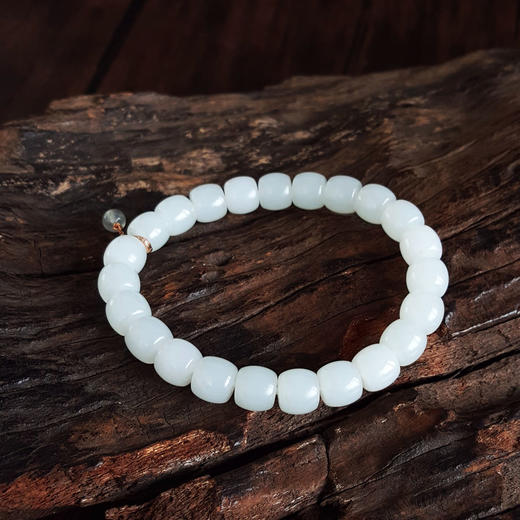 【天然正品】天然新疆料细腻一级白油润度佳桶珠约8.3*7.5MM和田玉配AU750白金镶钻镶翡翠配件手串8.3*7.5MM（皆取最大值）250326NJS09 商品图3