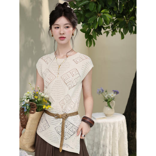 鹿向南【0428/20:00新品前1小时7折限量100件】杏色针织衫 商品图2