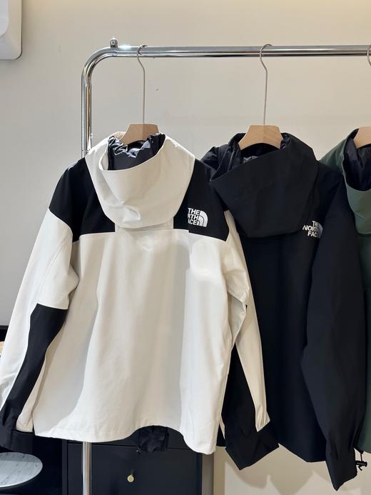 亏清亏清‼️‼️Tnf 1986𝐈𝐜𝐨𝐧系列 男女款冲锋衣 商品图3