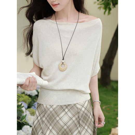 鹿向南【0428/20:00新品前1小时7折限量100件】燕麦色针织衫 商品图3