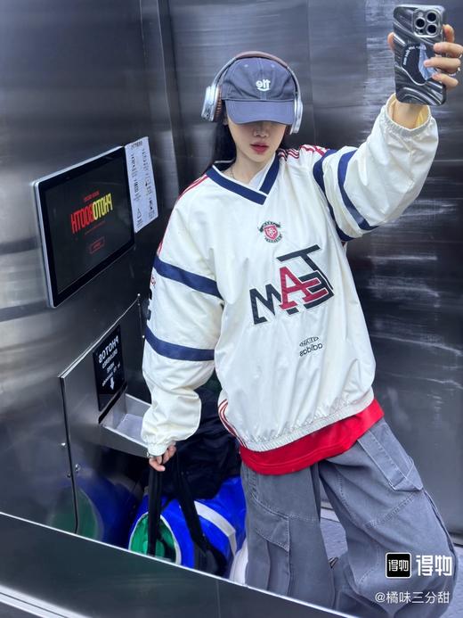 阿迪originals TEAM WOVEN PULLOVER 宽松V领运动套头卫衣 男女同款 商品图2