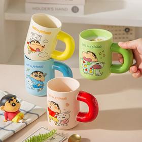 正版卡通蜡笔小新马克杯儿童陶瓷杯情侣水杯