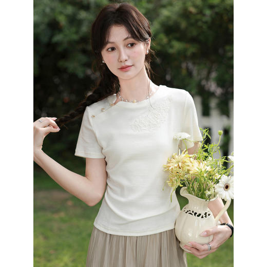 鹿向南【0428/20:00新品前1小时7折限量100件】米白色T恤 商品图0