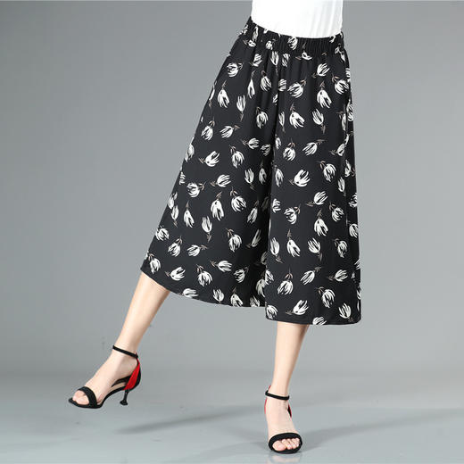 【波西米亚风❗️印花阔腿七分裤】复古佩斯利印花自带异域风情，松紧腰头适配多种身形，阔腿版型穿着舒适透气，中老年装松紧腰薄款阔腿裤高腰裙裤休闲百搭QQ 商品图2