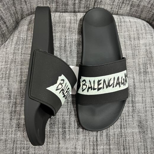 男款字母拖鞋he004 商品图1