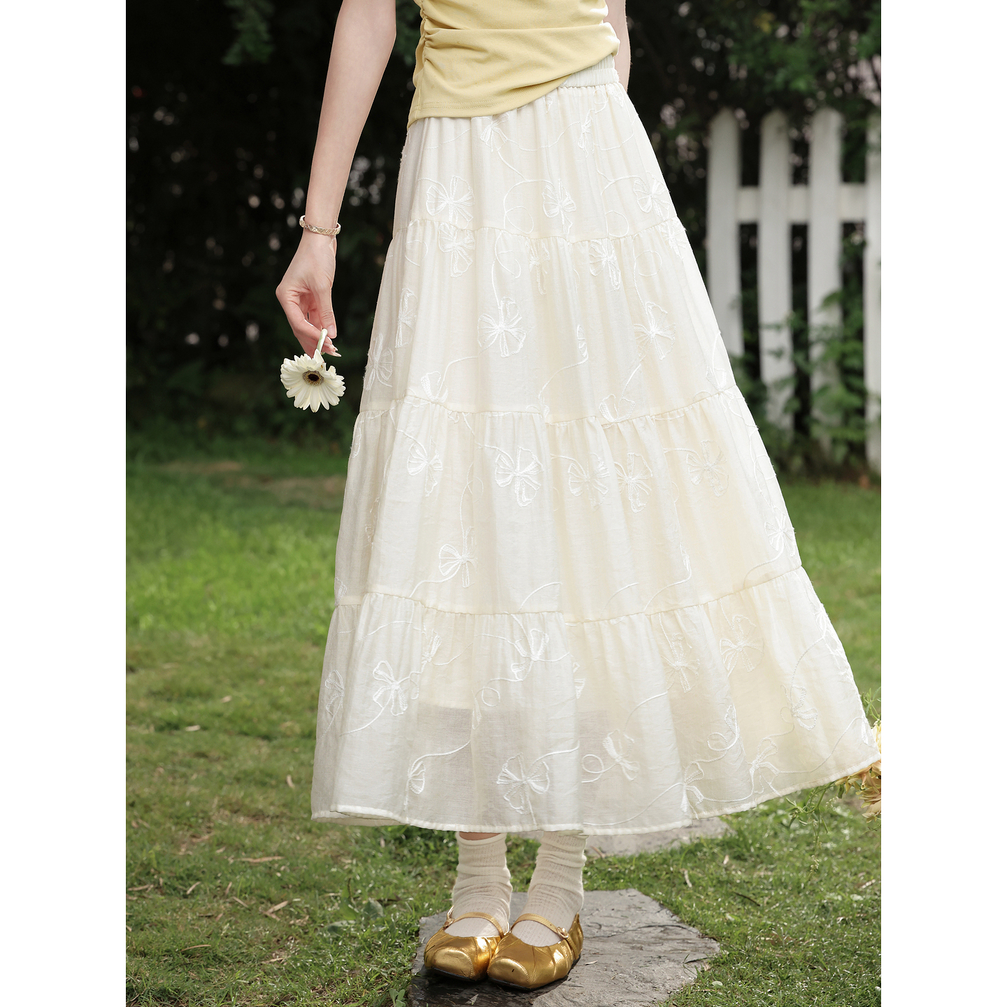 鹿向南【0428/20:00新品前1小时7折限量100件】杏色半身裙