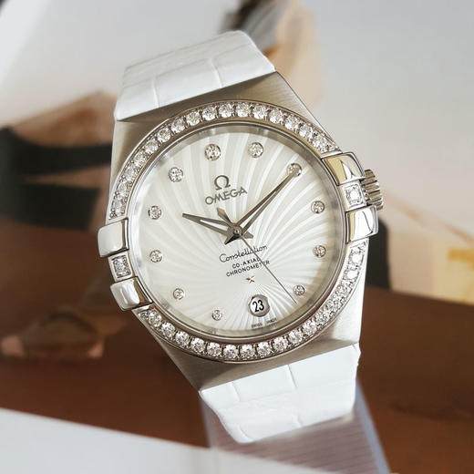 【95新】OMEGA欧米茄123.18.35.20.55.001自动机械日期显示35MM（女款）星座系列 精钢/表圈镶嵌原厂钻石070426AK16 商品图4