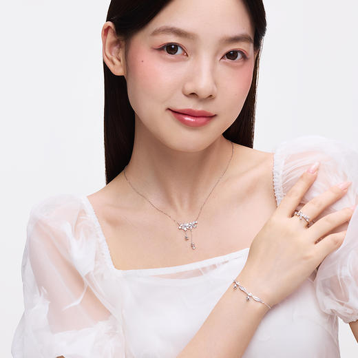 卡蒂罗KADER   幸运铃兰花项链  925银铃兰丝带结甜美气质小众简约高级日常通勤百搭锁骨链 幸福铃兰花流苏约会首饰 商品图3