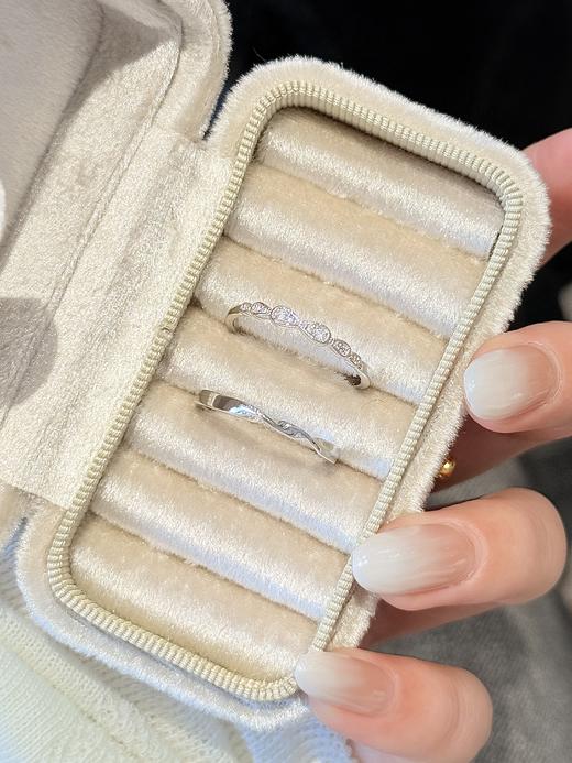 卡蒂罗KADER 甜心蝴蝶结情侣对戒 925银在逃公主甜美蝴蝶结造型设计轻奢时尚开口可调节一对 闪耀吸睛精致百搭配饰 商品图3