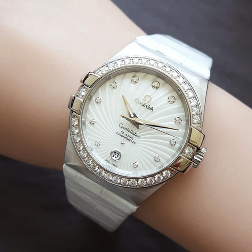 【95新】OMEGA欧米茄123.18.35.20.55.001自动机械日期显示35MM（女款）星座系列 精钢/表圈镶嵌原厂钻石070426AK16 商品图8