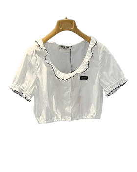 女款木耳边泡泡袖短款上衣ba017