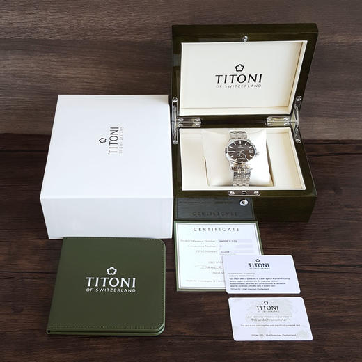 【99新】TITONI 梅花94388 S-579天文台认证自动机械机芯日期显示、动力储备显示41MM（男款）Master Series 大师系列精钢180426NJ64 商品图1