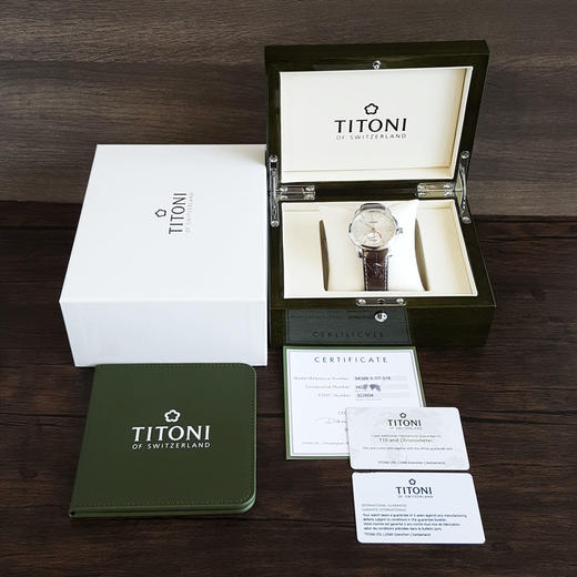 【99新】TITONI 梅花94388 S-ST-578天文台认证自动机械机芯日期显示、动力储备显示 41MM（男款）Master Series 大师系列精钢180426NJ05 商品图1