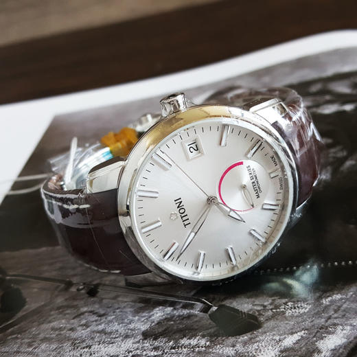 【99新】TITONI 梅花94388 S-ST-578天文台认证自动机械机芯日期显示、动力储备显示 41MM（男款）Master Series 大师系列精钢180426NJ05 商品图5