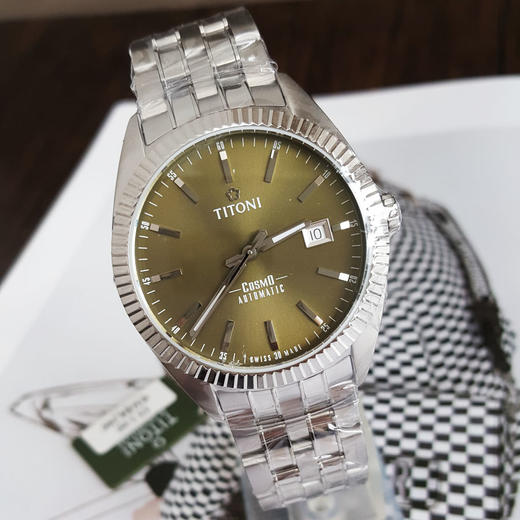 【99新】TITONI 梅花879 S-660自动机械机芯日期显示41MM（男款）COSMO宇宙系列精钢170426NJ90 商品图4