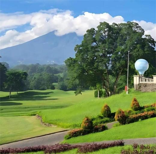 芬娜高尔夫乡村俱乐部度假村 Finna Golf & Country Club | 泗水高尔夫球场 | 印尼高尔夫球场俱乐部 商品图0