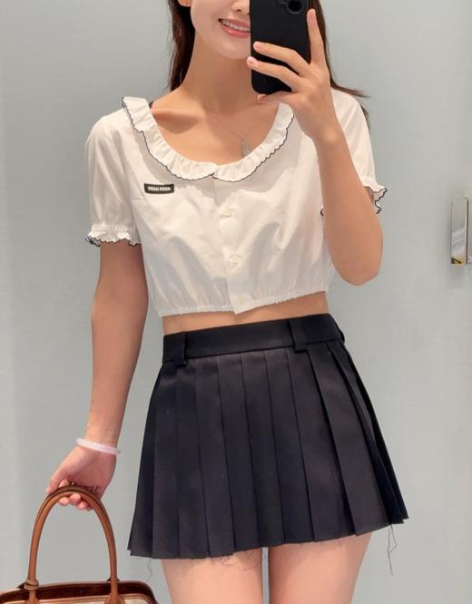 女款木耳边泡泡袖短款上衣ba017 商品图3