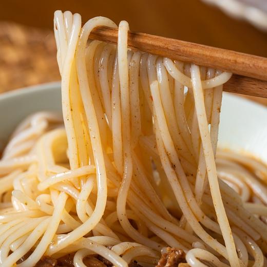 NFC原汤红烧牛肉百合米粉|鲜炖黄牛棒骨老火原汤，米粉劲道爽滑，鲜辣过瘾！ 商品图3