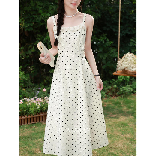 鹿向南【0428/20:00新品前1小时7折限量100件】波点连衣裙 商品图2