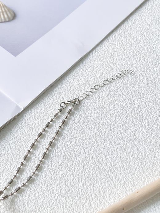 鹿鹿推荐 •白色滴釉花朵金属感项链 商品图4