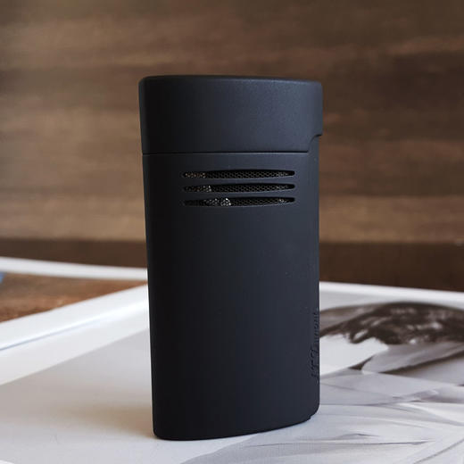 【99新未使用】S.T. Dupont 都彭MEGAJET系列020748黑色磨砂巨焰防风雪茄打火机礼盒装40*73*16MM 220426NJM05 商品图2