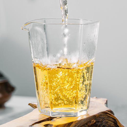 高山贡眉2021年老白茶 鲜爽醇甜 送礼体面 澜沧古茶茶妈妈老白茶白牡丹茶饼 商品图2