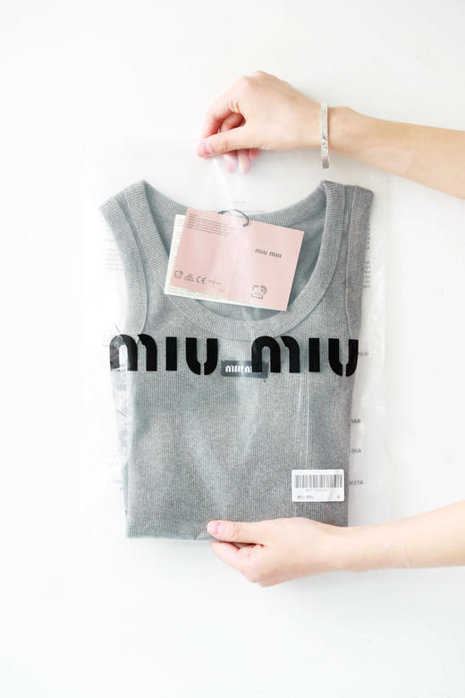 工字背心tee，元祖灰配色。低饱和氛围感复古法式圆领马甲E042566 商品图14