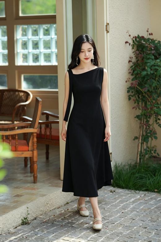 逸红颜明月优选｜#【黑玫瑰】🖤冰麻凉感斜肩飘带 赫本式优雅多场合小黑裙 商品图1