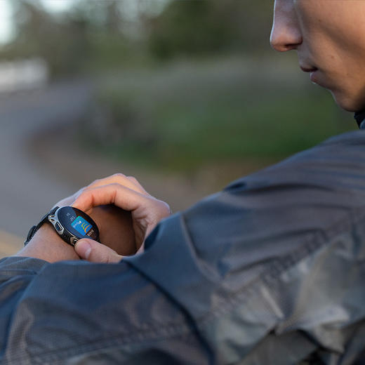 【新品】华米 Cheetah 2 Pro 专业跑步运动手表 48mm 铁三户外马拉松徒步登山双频GPS定位轨迹导航 晒单返 50 元 商品图7