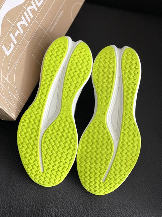 【5.1抢先购】李宁赤兔9男子轻量竞速轻便透气训练跑鞋ARPW003-5 DS 商品图4