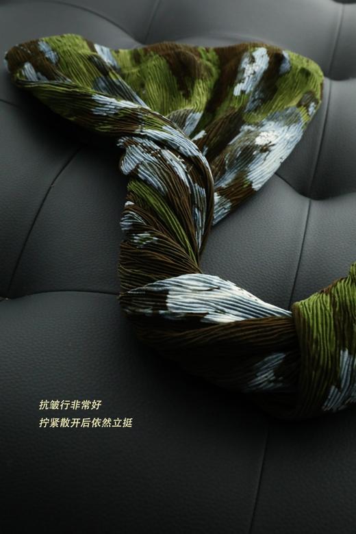 【漫野绿境】肌理褶皱高腰后开叉半身裙 商品图14