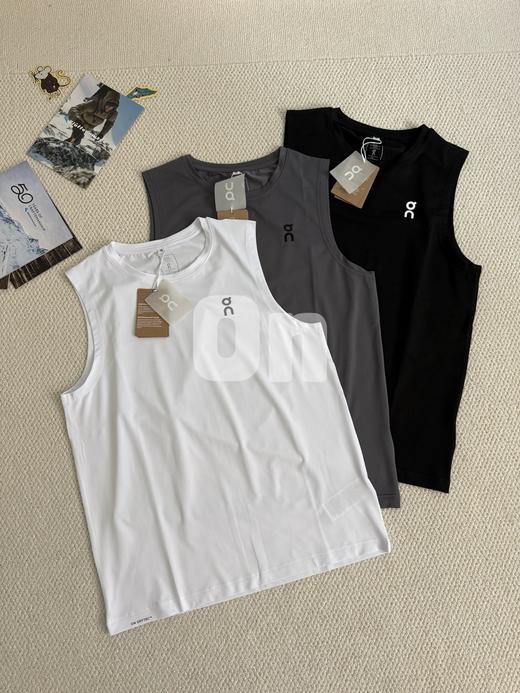 On 昂跑运动速干背心 商品图2