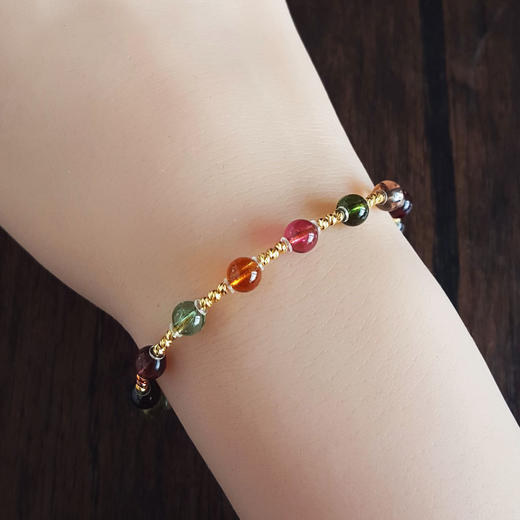 【天然正品】AU750精品黄金镶天然约5.3MM高净度糖果色多巴胺碧玺圆珠手链20CM（长短可调节）250326NJM32 商品图6