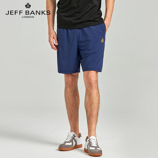 清仓【英国高端男装】JEFF BANKS  小皇冠凉感防晒短裤 JBKS202301 防晒力UPF50+，凉感透气，轻薄轻盈，立体剪裁，时尚百搭；抽绳松紧腰头，双侧口袋； 商品图0