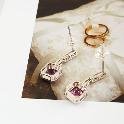 【天然正品】AU750白金镶钻镶天然0.778克拉天然紫色蓝宝石（浪漫、忠诚）耳环17号（戒圈可改）160426NJM88 商品图4