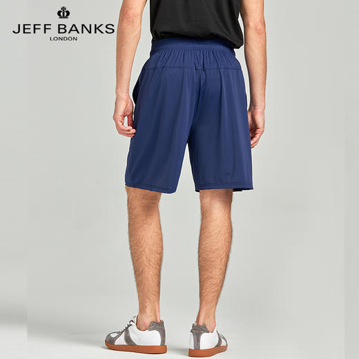 清仓【英国高端男装】JEFF BANKS  小皇冠凉感防晒短裤 JBKS202301 防晒力UPF50+，凉感透气，轻薄轻盈，立体剪裁，时尚百搭；抽绳松紧腰头，双侧口袋； 商品图5