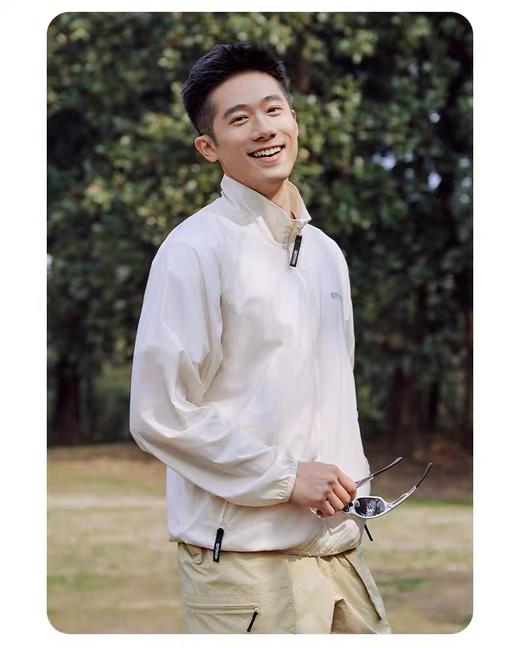 【3折】6楼OUTDOOR户外潮牌轻薄插肩袖设计舒适吸湿透气吊牌价699折后价210 商品图0