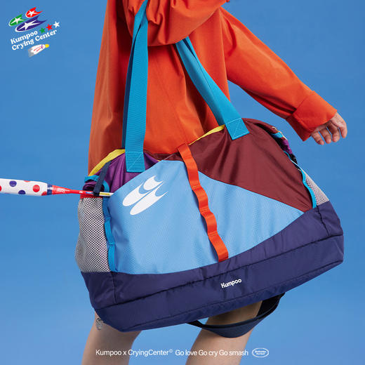 cryingcenterx薰风联名2.0拼色大容量斜挎单肩多功能羽毛球托特包 商品图1