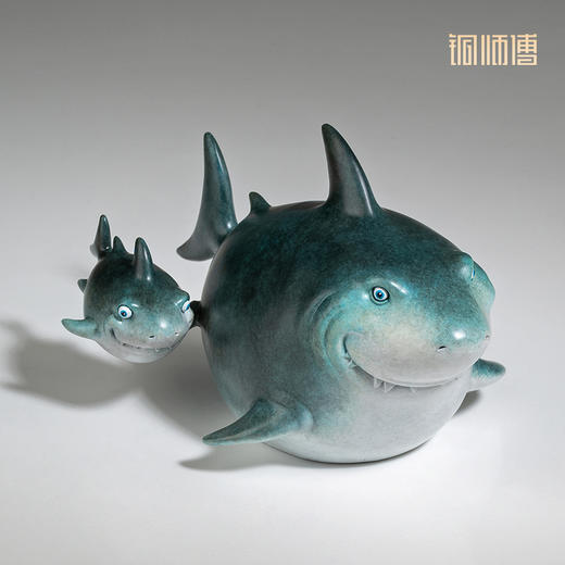 铜师傅《亲子系列》鲨鱼 猩猩桌面客厅玄关铜摆件装饰礼品 商品图2