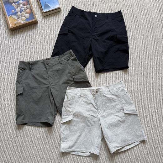 露乐蒙 Classic-Fit 纯色休闲透气徒步经典剪裁中腰9" 工装短裤 商品图3