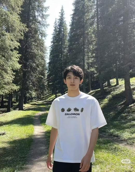 萨洛蒙松果字母图案男女同款户外休闲圆领短袖T恤 商品图1