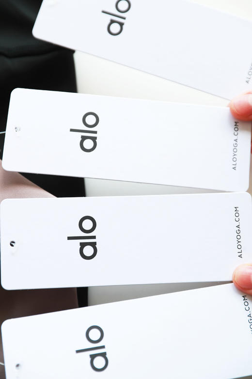 太显身材了，普拉提瑜伽中裤。小标印花提臀健身训练短裤E042766 商品图2