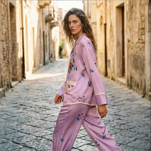 【孙千同款】明星同款桑罗魔法小狗桑蚕丝俏皮撞色家居服女四季可穿情侣家居服眼罩睡裙03A63210 商品图3