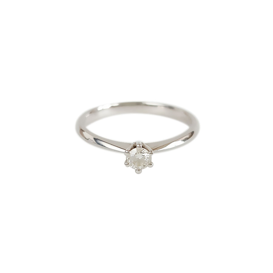 莱绅通灵 AU750白金经典简约六爪款0.136克拉钻石戒指 14号（戒圈可改） 160426NJM79